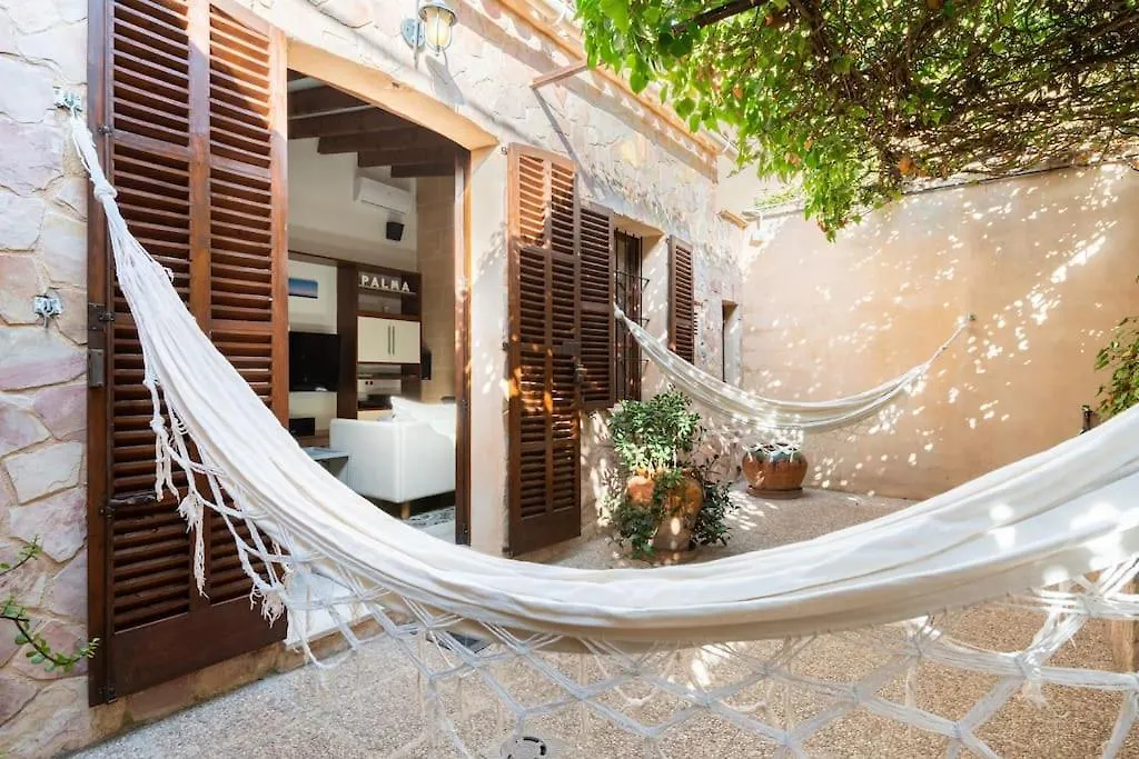 Es Llimoner - Charming House In Palma Villa