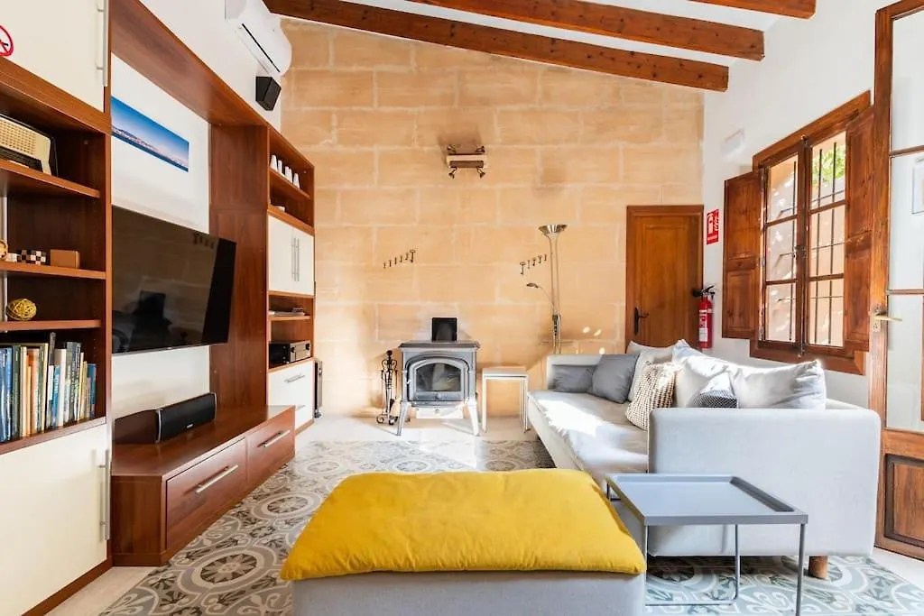 Es Llimoner - Charming House In Palma Villa