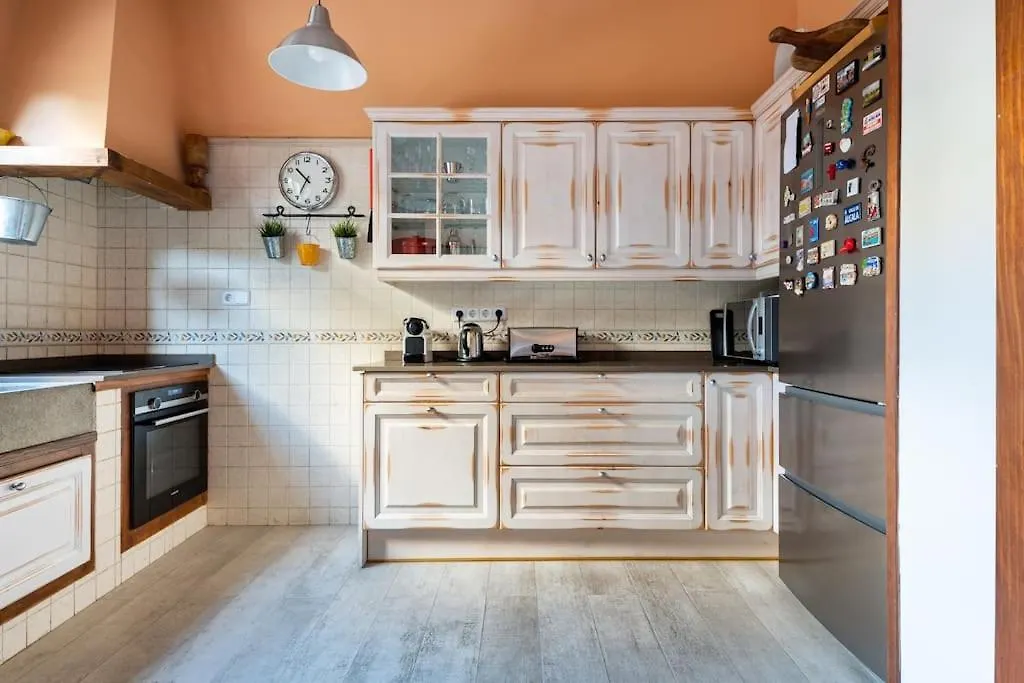 Es Llimoner - Charming House In Palma Villa